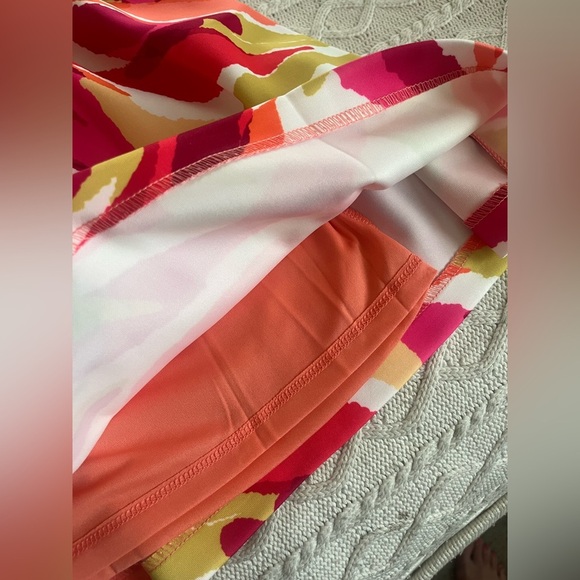 NEW! Vince Camuto Vibrant Tropical Mini Dress Women’s Size 6 - Picture 11 of 16